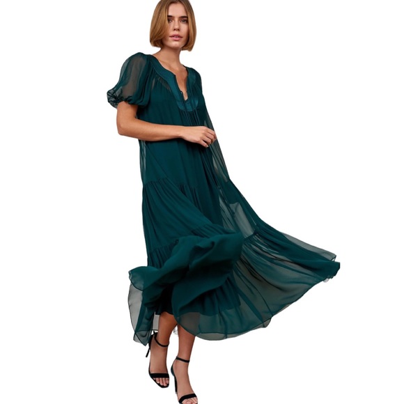 La Ligne Dresses & Skirts - La Ligne Dress Pippa Silk Chiffon Midi Emerald Green S NWT